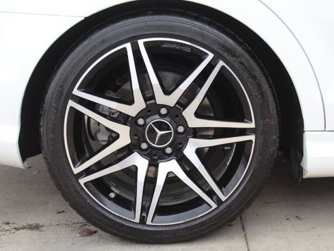 Used 2013 Mercedes-Benz C 250 Sedan image 11