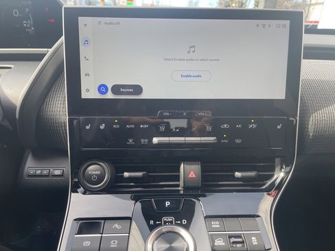 Used 2024 Toyota bZ4X XLE image 24