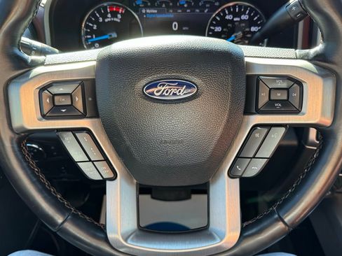 Used 2022 Ford F250 Platinum w/ FX4 Off-Road Package image 21