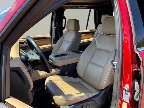 Used 2023 Chevrolet Tahoe Premier w/ Premium Package 2 RWD image 15