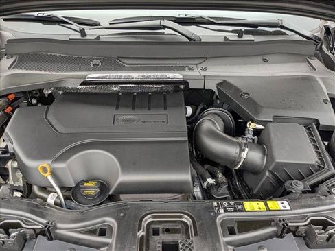 Used 2024 Land Rover Discovery Sport Dynamic SE image 25