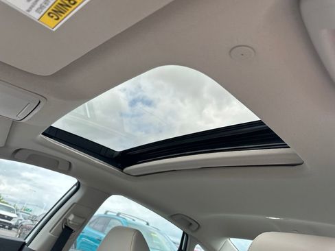 Used 2024 Honda Accord Touring image 18