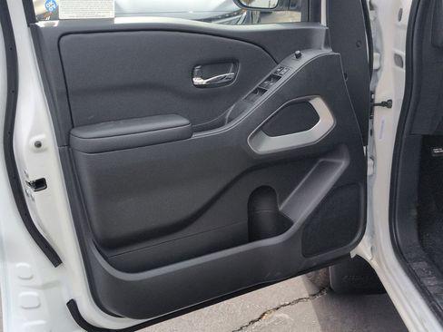 New 2026 Nissan Frontier SV w/ Tow Package RWD image 13