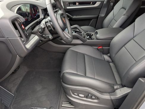 New 2026 Porsche Cayenne AWD/4WD image 28