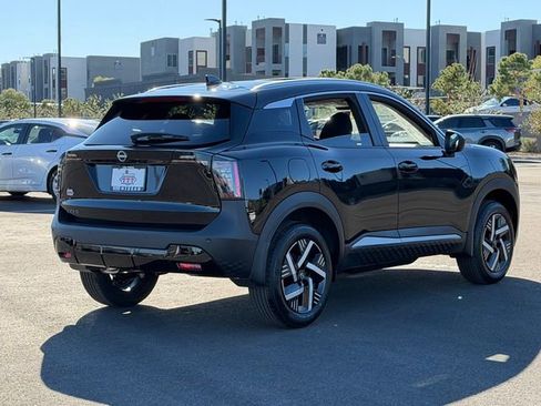 New 2026 Nissan Kicks SV w/ SV Premium Package FWD image 6