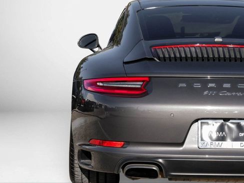 Used 2017 Porsche 911 Carrera image 36