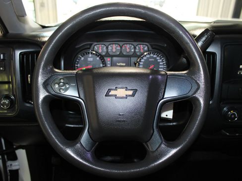 Used 2018 Chevrolet Silverado 2500 W/T w/ WT Convenience Package RWD image 12