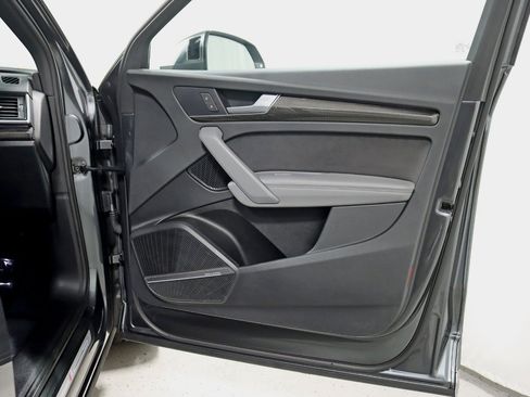 Used 2022 Audi SQ5 Prestige w/ Prestige Package AWD/4WD image 35