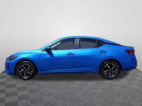 Used 2025 Nissan Sentra SV FWD image 2