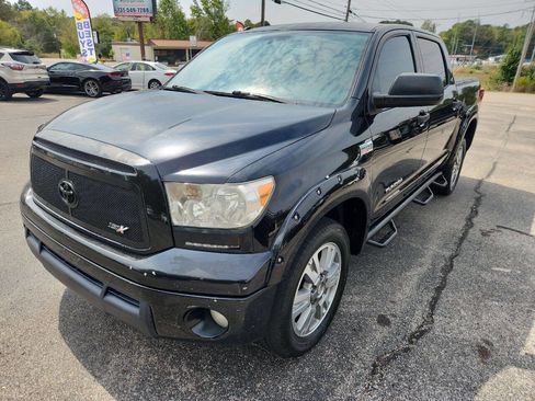 Used 2013 Toyota Tundra 2WD CrewMax w/ SR5 Pkg image 5