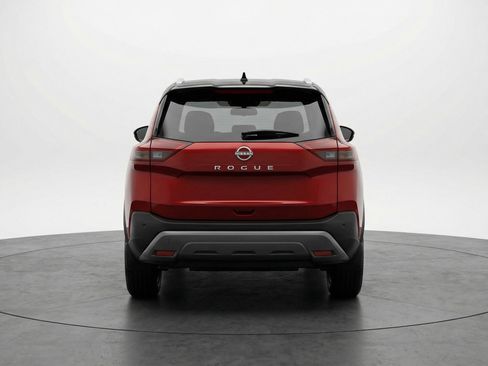 Used 2025 Nissan Rogue SV image 7