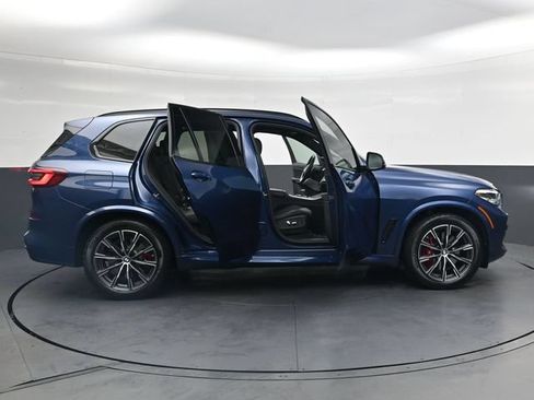 Used 2021 BMW X5 xDrive40i AWD/4WD image 43