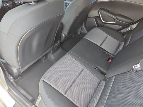 Certified 2025 Kia Soul S image 17