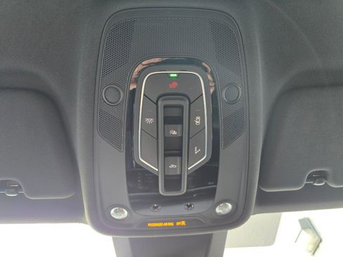 Used 2022 Audi SQ8 Premium Plus AWD/4WD image 23