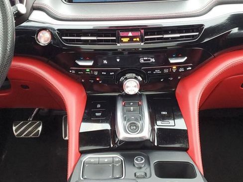 Used 2022 Acura MDX A-Spec image 28