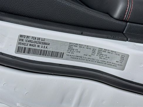 Used 2025 Dodge Durango GT image 35