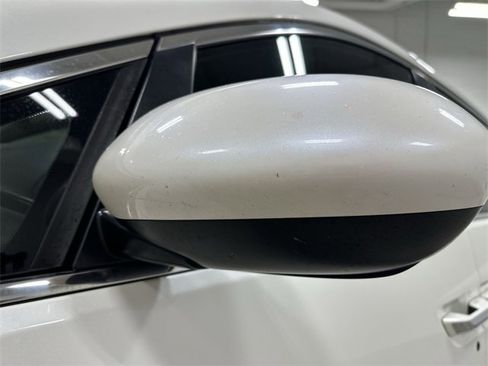 Used 2017 Honda Odyssey EX-L image 12