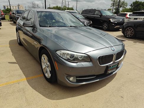 Used 2012 BMW 528i Sedan RWD image 4