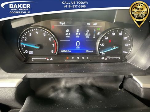 Used 2022 Ford Explorer XLT w/ Equipment Group 202A image 13