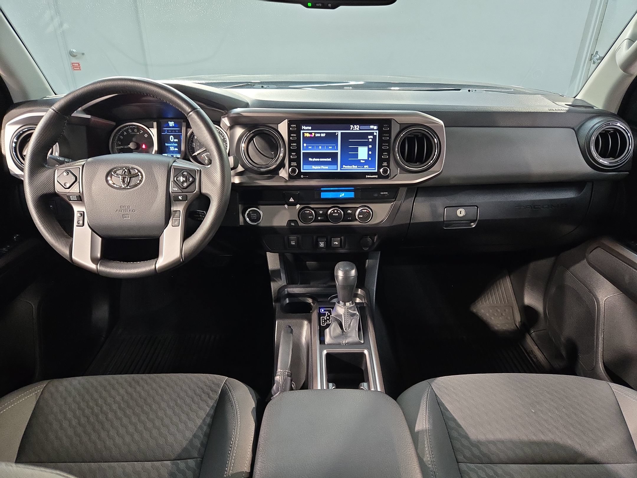 Used 2023 Toyota Tacoma SR5 RWD image 10