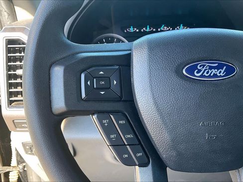 Used 2022 Ford F250 XLT w/ XLT Premium Package image 22