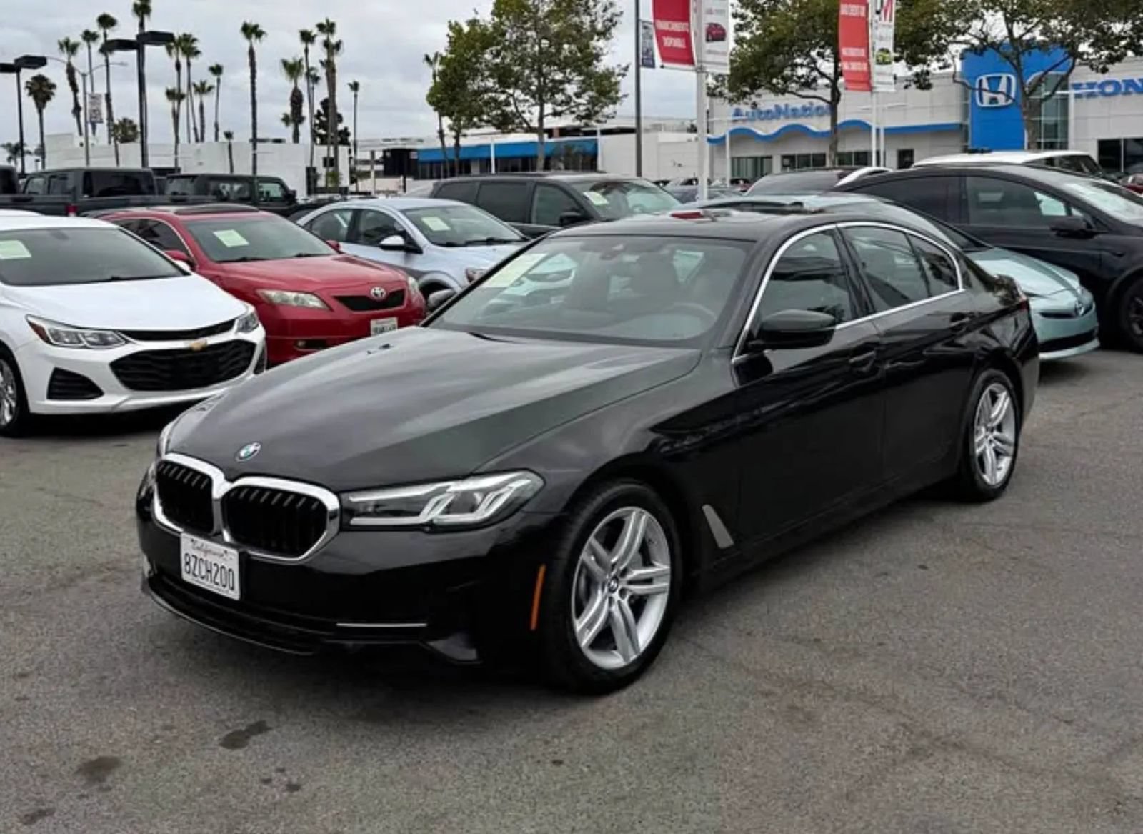 Used 2022 BMW 530i w/ Convenience Package RWD image 2