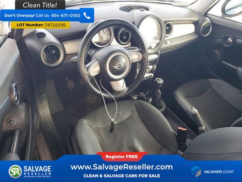 Used 2009 MINI Cooper Hardtop image 11