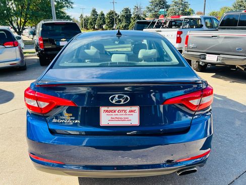 Used 2015 Hyundai Sonata SE image 4