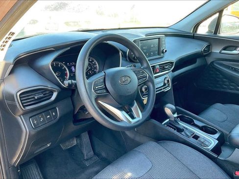 Used 2019 Hyundai Santa Fe SE image 15