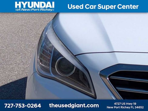 Used 2015 Hyundai Sonata Limited w/ Option Group 06 FWD image 9