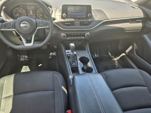 Certified 2022 Nissan Altima 2.5 S FWD image 14