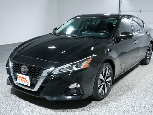 Used 2021 Nissan Altima 2.5 SL FWD image 30