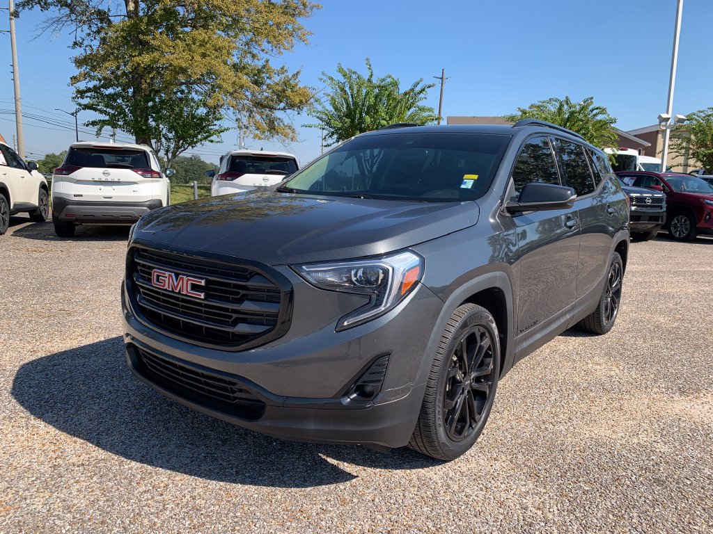 Used 2020 GMC Terrain SLT w/ Elevation Edition FWD image 4