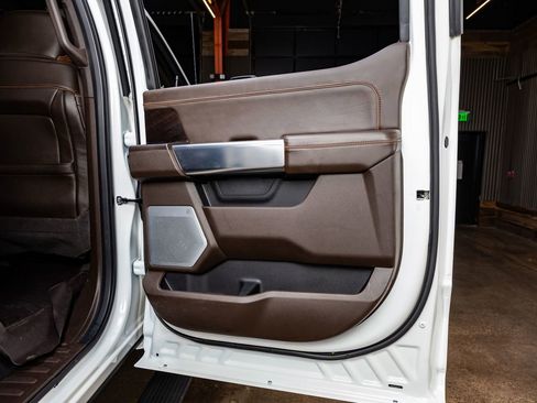 Used 2024 Ford F350 King Ranch w/ Chrome Package image 39