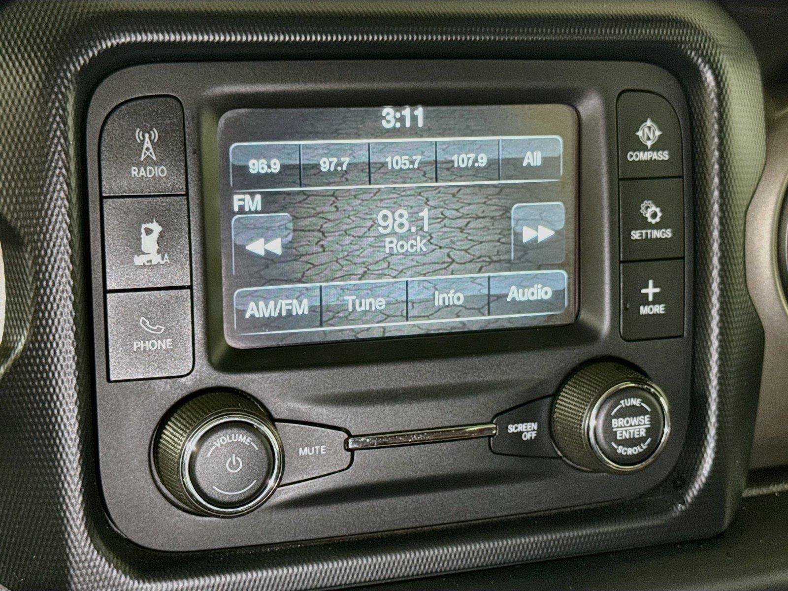 Used 2018 Jeep Wrangler Unlimited Sport AWD/4WD image 13