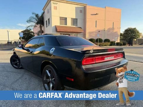 Used 2014 Dodge Challenger SXT RWD image 8