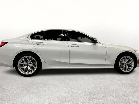 New 2025 BMW 330i Sedan RWD image 8