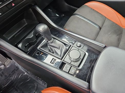 Used 2024 MAZDA MAZDA3 s image 20