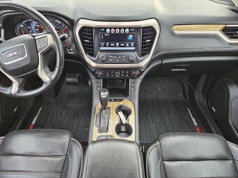 Used 2017 GMC Acadia Denali w/ Technology Package image 15