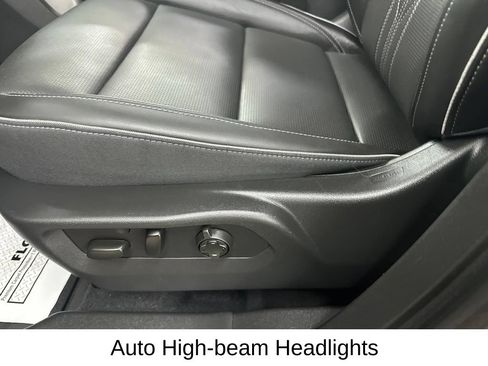 Used 2024 Buick Envision Avenir AWD/4WD image 39