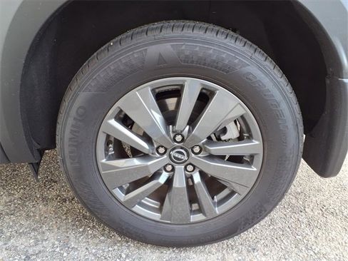 Certified 2024 Nissan Pathfinder SV image 22