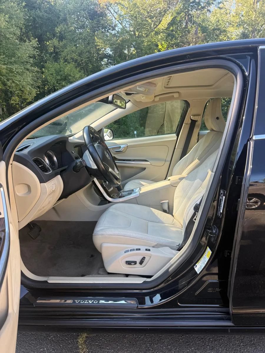 Used 2012 Volvo S60 T5 FWD image 11