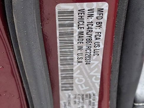 Used 2024 Jeep Grand Cherokee Limited 4xe image 22