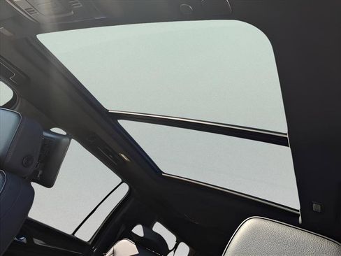 Used 2021 GMC Yukon XL Denali w/ Denali Ultimate Package image 14