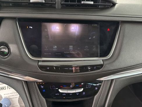Used 2018 Cadillac XT5 Premium Luxury AWD/4WD image 24