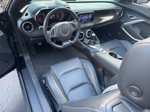 Certified 2023 Chevrolet Camaro LT image 15