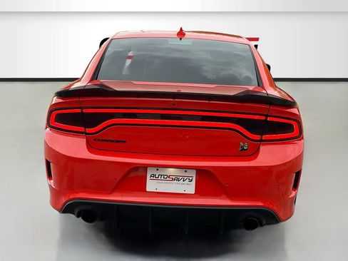 Used 2019 Dodge Charger Scat Pack RWD image 6