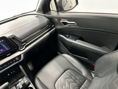 Used 2025 Kia Sportage X-Line AWD/4WD image 13