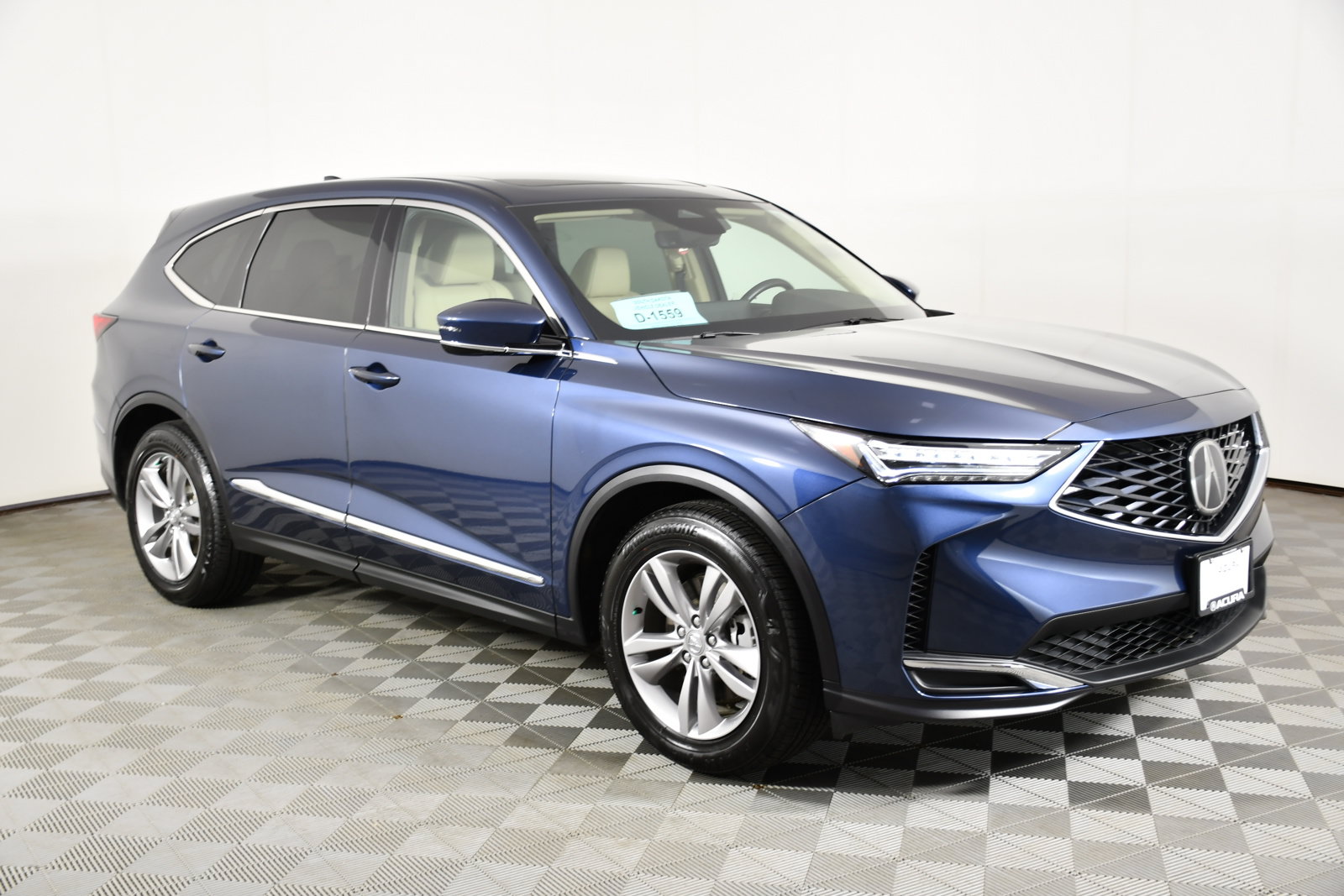 Used 2025 Acura MDX SH-AWD image 4