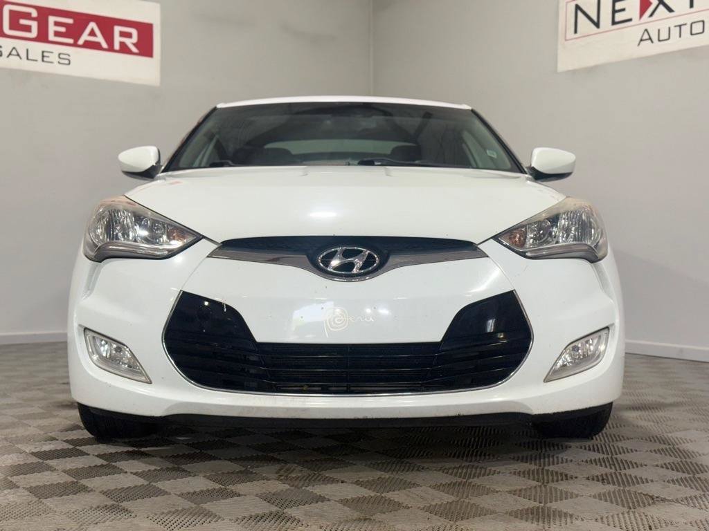 Used 2015 Hyundai Veloster w/ Option Group 03 FWD image 5